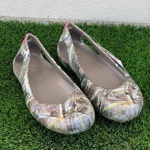 Women’s Crocs Kadee Realtree Max 5 Flats